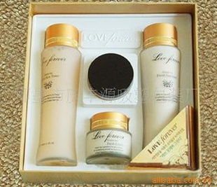 化妝品包裝 藝術(shù)與科技的完美融合